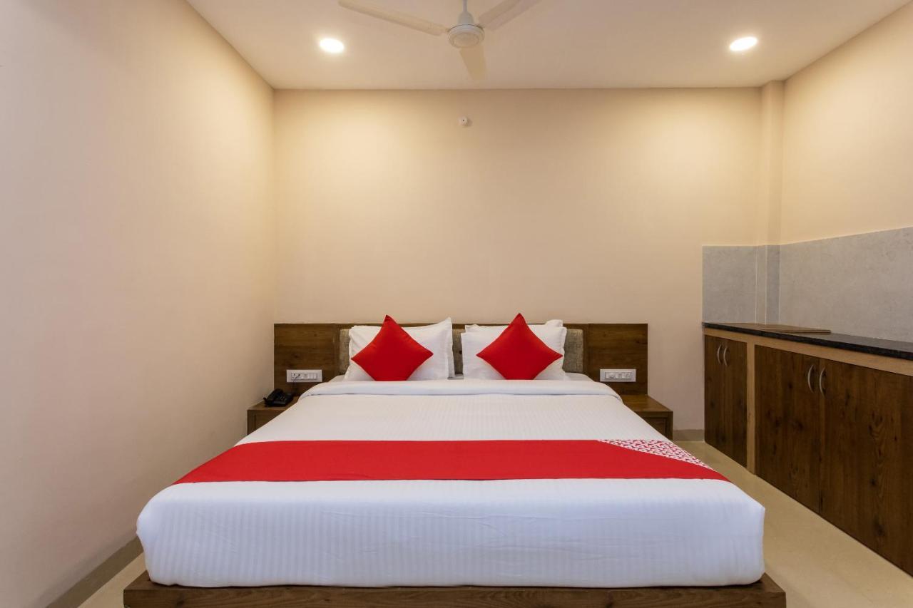 Oyo Hotel Badri Inn & Yatri Niwas Jabalpur Exterior foto