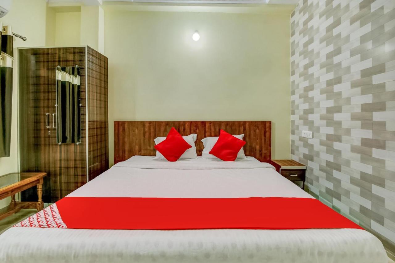 Oyo Hotel Badri Inn & Yatri Niwas Jabalpur Exterior foto