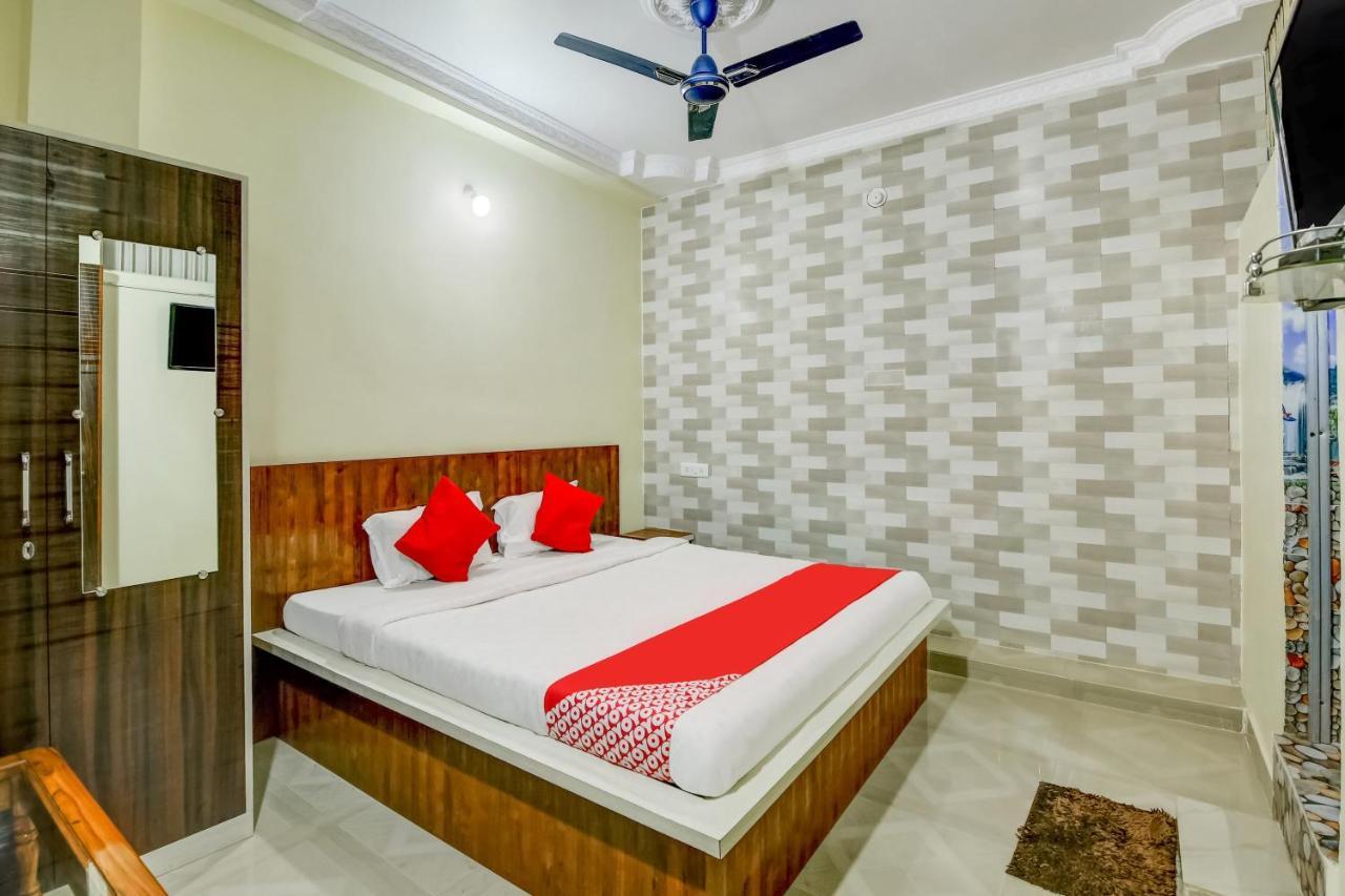 Oyo Hotel Badri Inn & Yatri Niwas Jabalpur Exterior foto